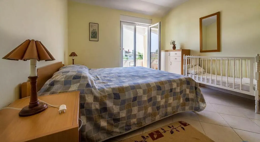 Villa Vista Pola Appartamento